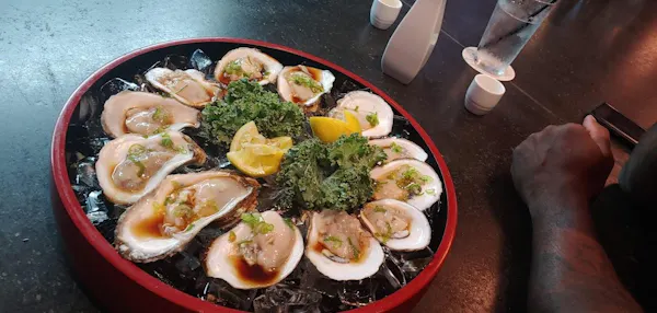 food, tableware, recipe, bivalve, ingredient, plate
