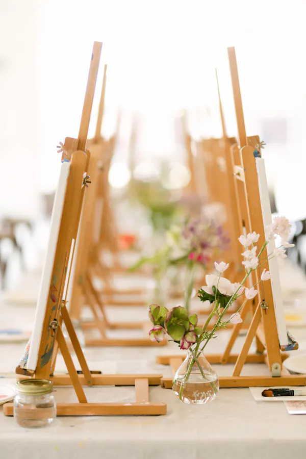 easel, flower arranging, floristry