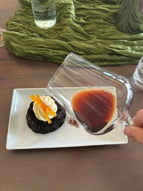 tableware, food, serveware, ingredient, dishware, plate