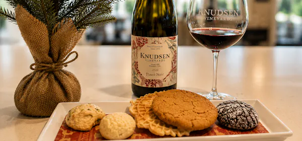 food, tableware, drinkware, alcoholic drink, cookies and crackers, wine