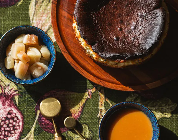 food, tableware, ingredient, cake, serveware, dishware