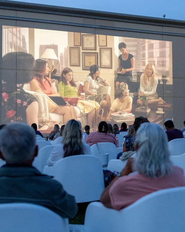 display device, chair, leisure, projection screen, conversation, audience