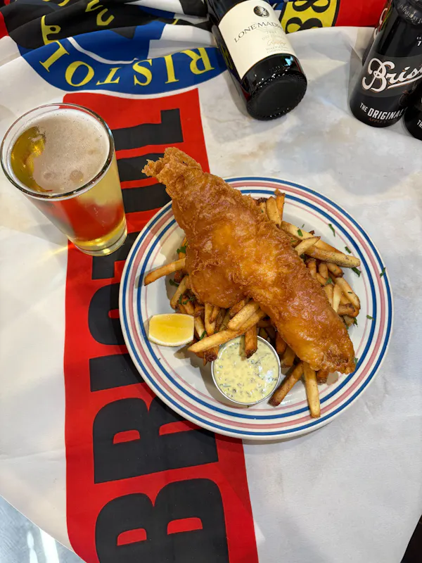 food, fried food, tableware, ingredient, french fries, fast food