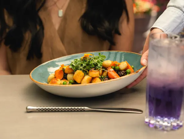 food, tableware, ingredient, produce, dishware, vegetable