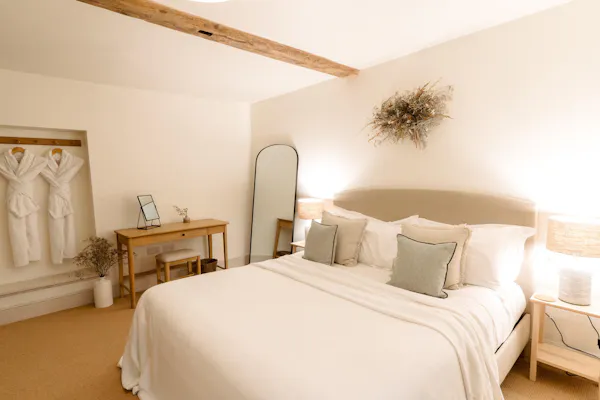 furniture, bed, bedroom, bedding, wall, bed sheet