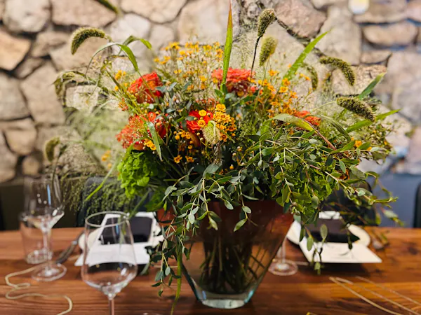 flower, flower bouquet, floristry, flower arranging, cut flowers, floral design