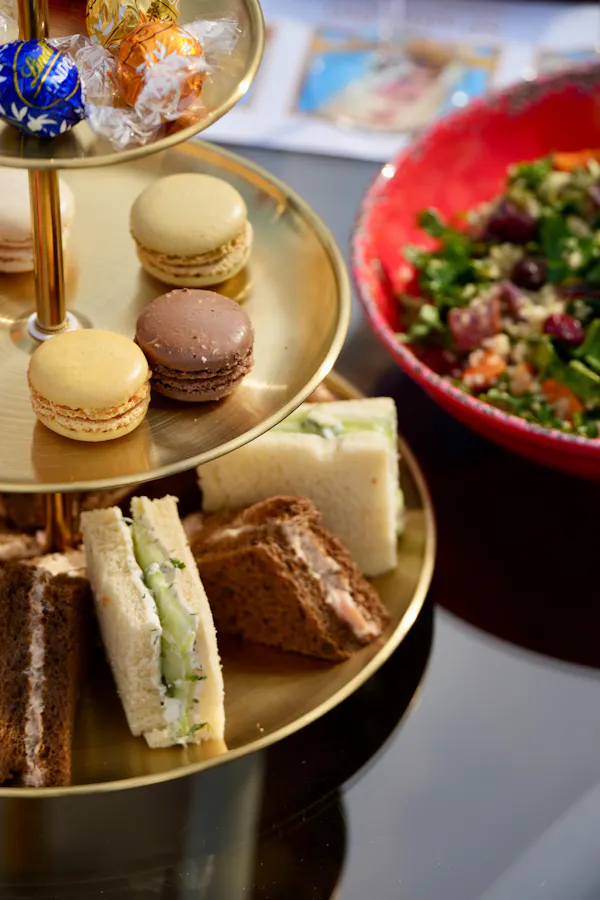 food, tableware, serveware, finger food, dishware, dessert