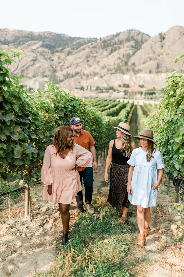 dress, people in nature, vacation, leisure, happiness, sunglasses