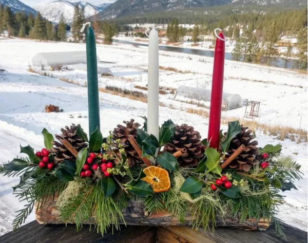 candle, christmas decoration, flower arranging, natural material, floristry, centrepiece