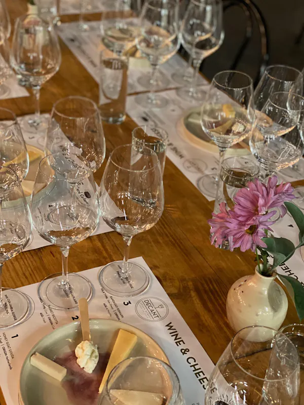 stemware, tableware, drinkware, wine glass, barware, serveware