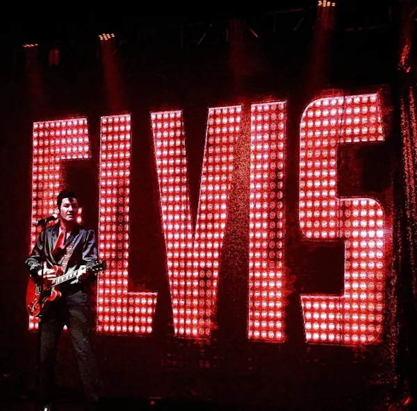 entertainment, performance, performing arts, stage, music venue, pop music