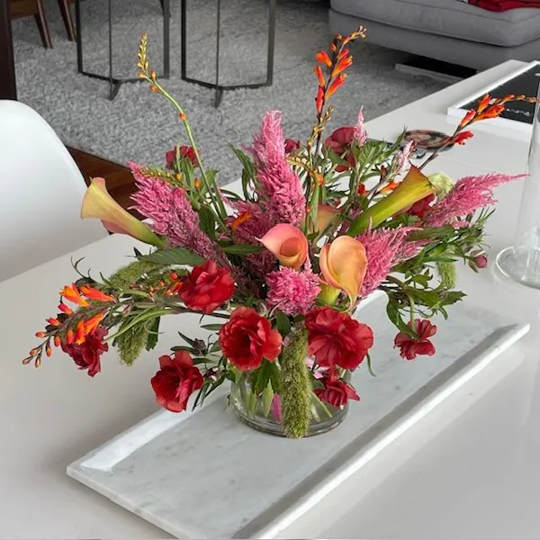 flower, flower bouquet, red, floristry, flower arranging, cut flowers