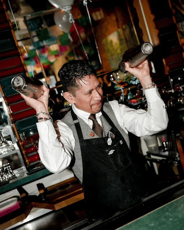 bottle, alcoholic drink, alcohol, bar, liquor, barware