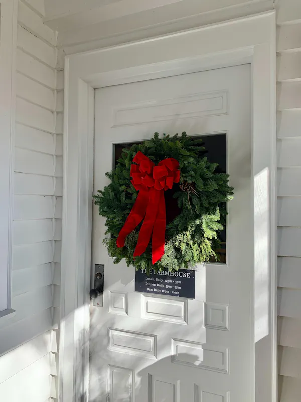 wreath, christmas decoration, door, home door, ornament, christmas day