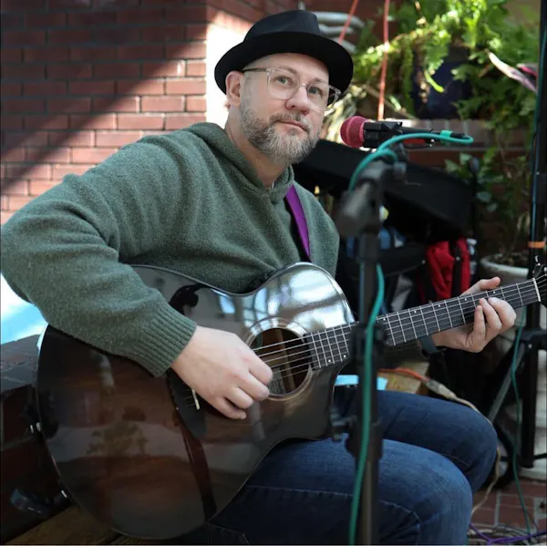 musical instrument, string instrument, plucked string instrument, chordophone, guitarist, guitar