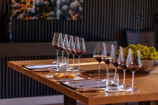 tableware, stemware, drinkware, table, furniture, barware
