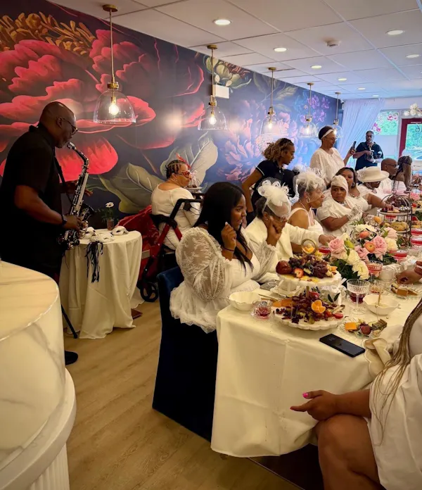 furniture, table, tablecloth, ceiling, banquet, party