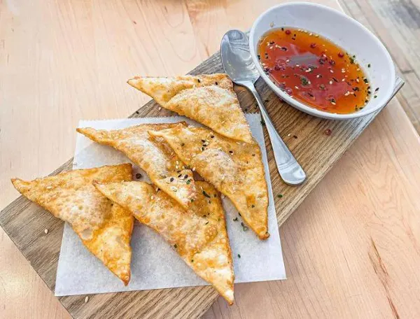 food, tableware, ingredient, recipe, triangle, cuisine