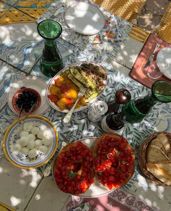 food, tableware, ingredient, serveware, fruit, table