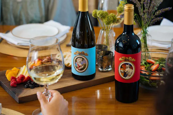 bottle, alcoholic drink, alcohol, glass bottle, drinkware, liquid