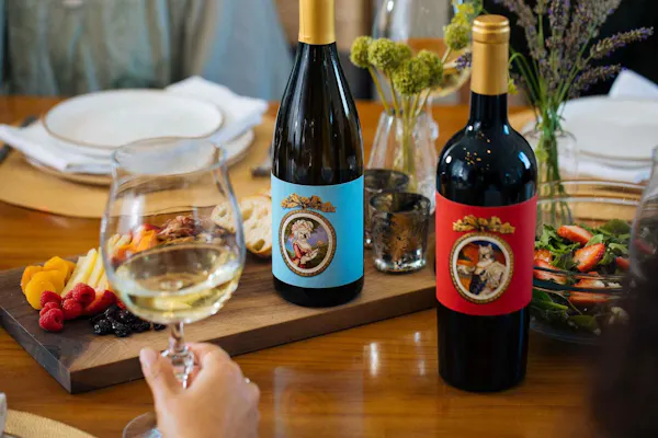 bottle, alcoholic drink, alcohol, glass bottle, drinkware, liquid