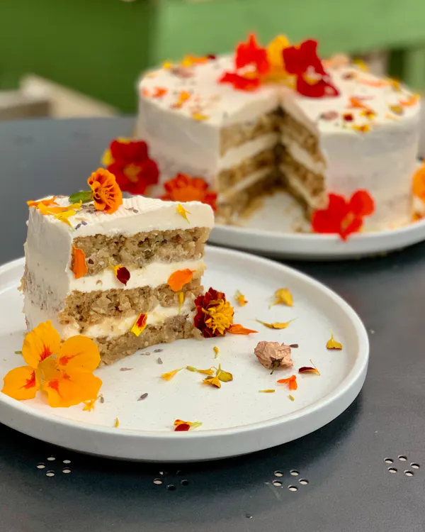 food, cake, ingredient, cake decorating, dessert, buttercream