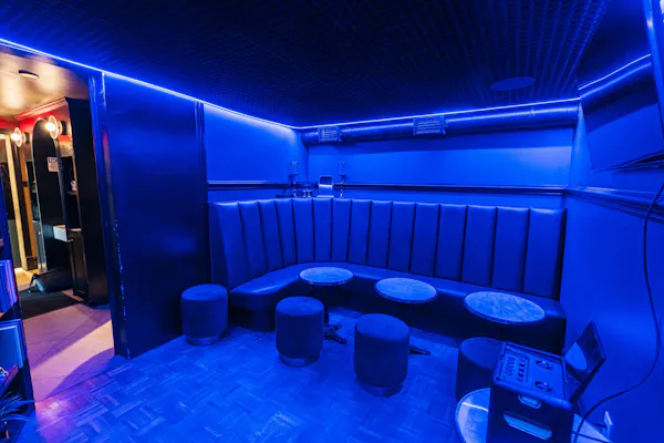 lighting, ceiling, visual effect lighting