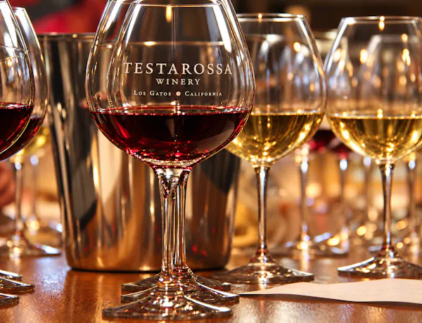 drinkware, alcoholic drink, barware, alcohol, stemware, tableware