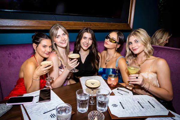 smile, tableware, alcoholic drink, drinkware, party, dress
