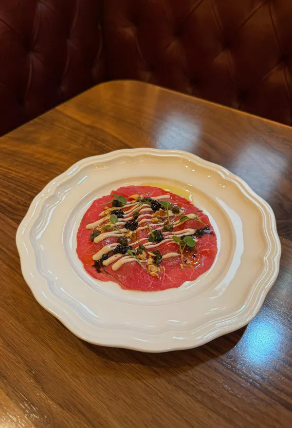 food, tableware, ingredient, dishware, serveware, plate