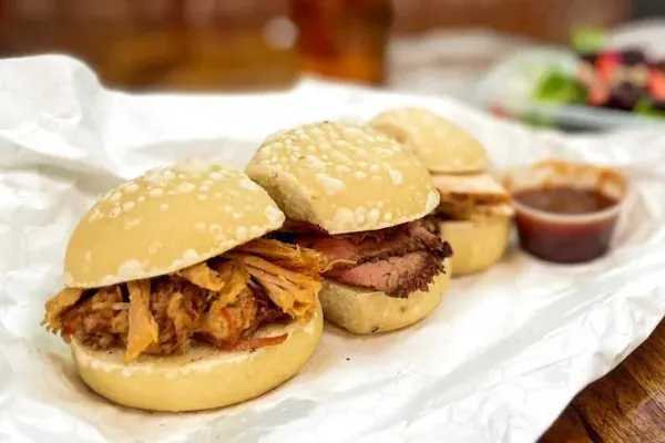 food, ingredient, tableware, meat, bun, bread