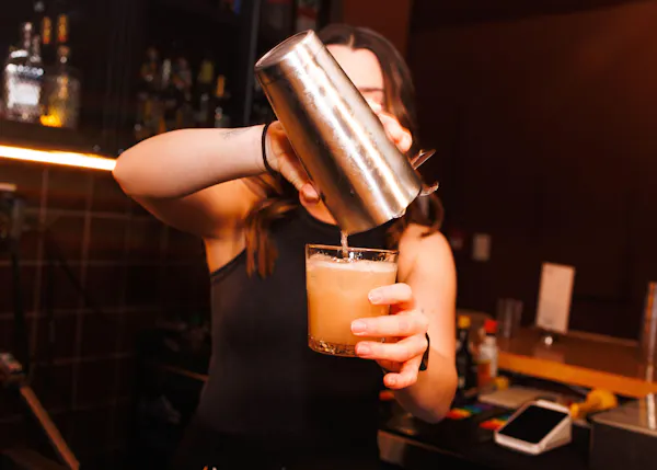 alcoholic drink, tableware, barware, liquor, drinkware, bar