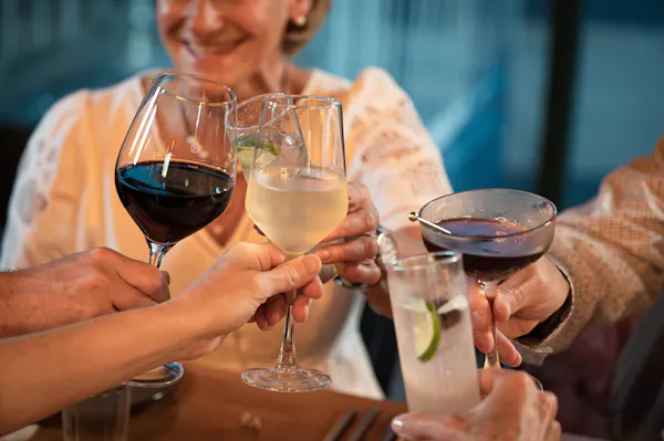 stemware, drinkware, tableware, wine glass, alcoholic drink, barware