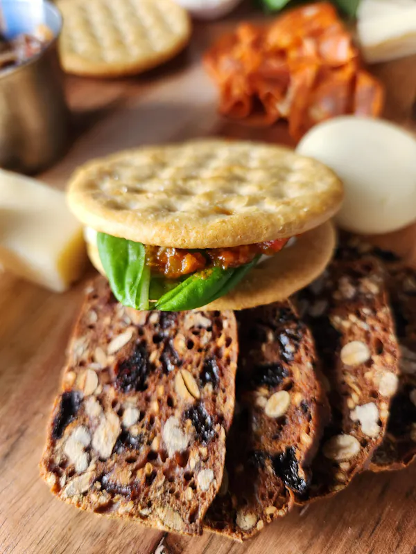 food, tableware, ingredient, recipe, staple food, baked goods