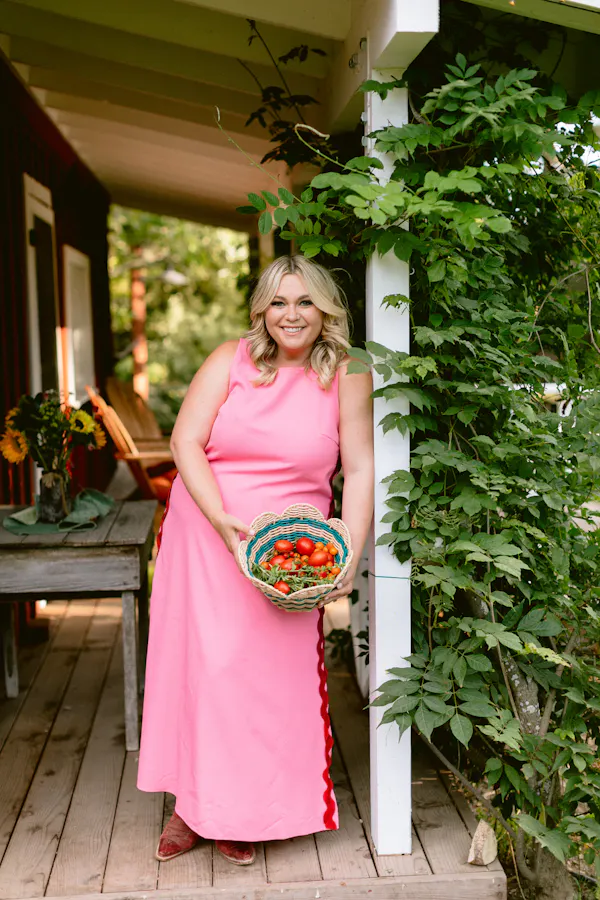 smile, happiness, dress, one-piece garment, day dress, pink