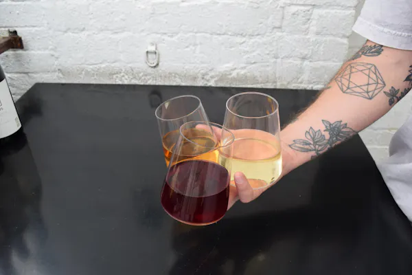 tableware, drinkware, alcoholic drink, liquid, barware, liquor