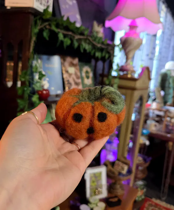 pumpkin, calabaza, orange, produce, toy, squash