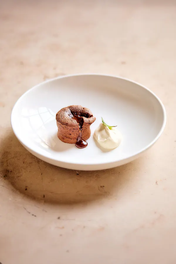 food, tableware, dishware, serveware, ingredient, dessert