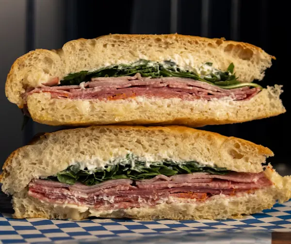 food, ingredient, fast food, bread, meat, finger food