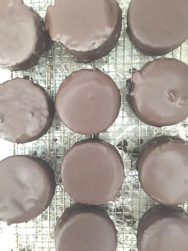food, ingredient, dessert, finger food, chocolate, baking