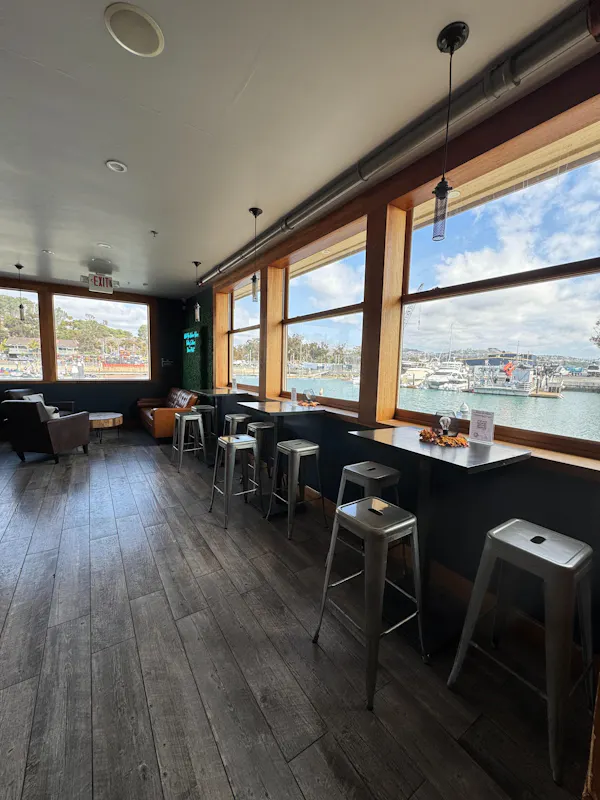 varnish, hardwood, wood stain, restaurant