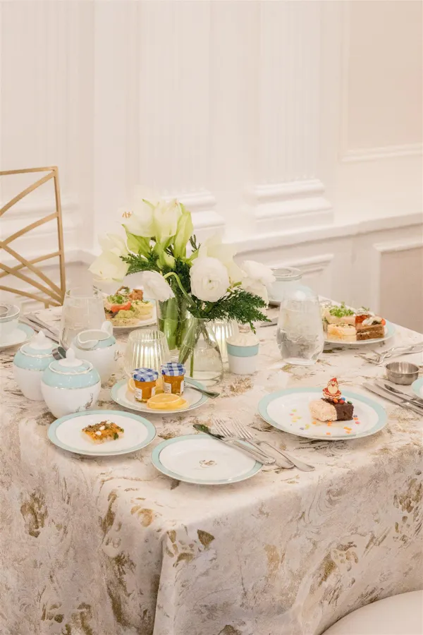 tableware, furniture, table, tablecloth, dishware, stemware