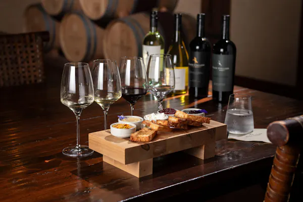 tableware, stemware, alcoholic drink, drinkware, wine glass, food