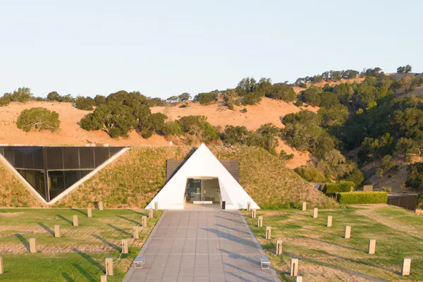 landscape, slope, landscaping, triangle