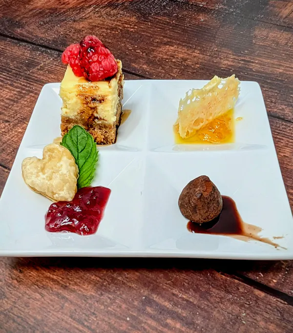 food, ingredient, tableware, dessert, fruit, dishware