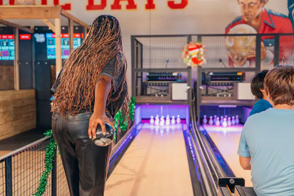 bowling, bowling equipment, fun, ball game, bowling ball, individual sport