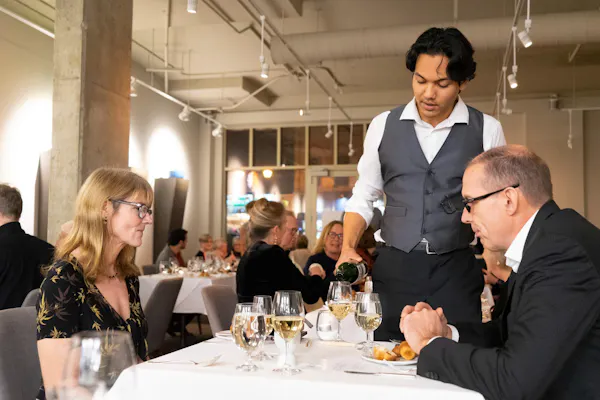 tableware, table, drinkware, wine glass, stemware, interaction