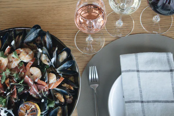 tableware, food, serveware, drinkware, ingredient, dishware