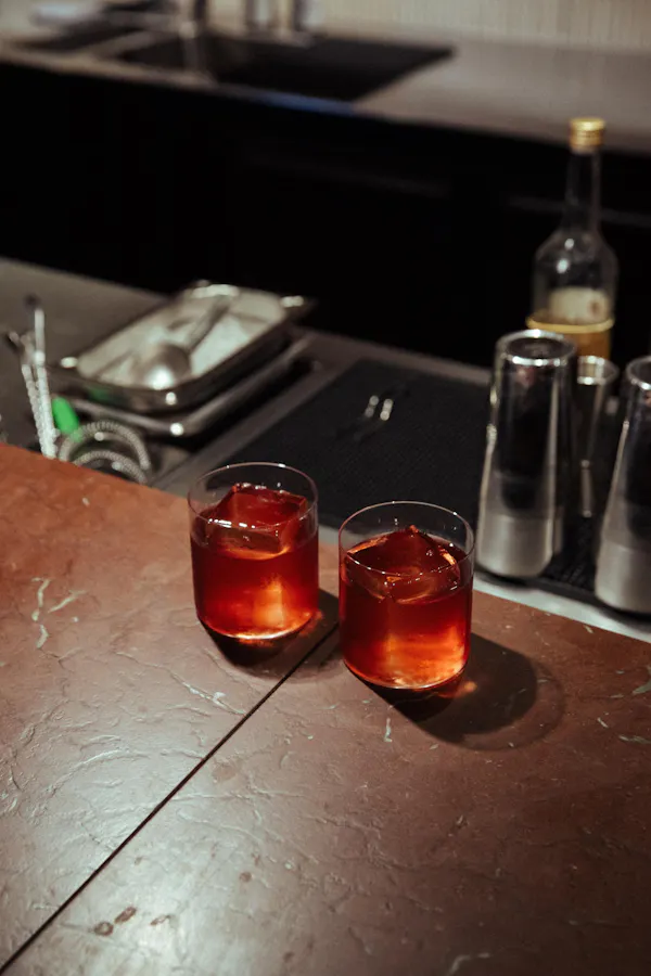 tableware, alcoholic drink, drinkware, liquor, campari, rob roy