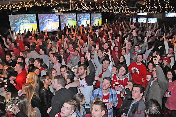 outerwear, product, human, sleeve, fan, crowd